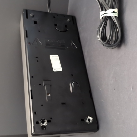 VGT, Quantum International VHS Video Rewinder. - Picture 8 of 9